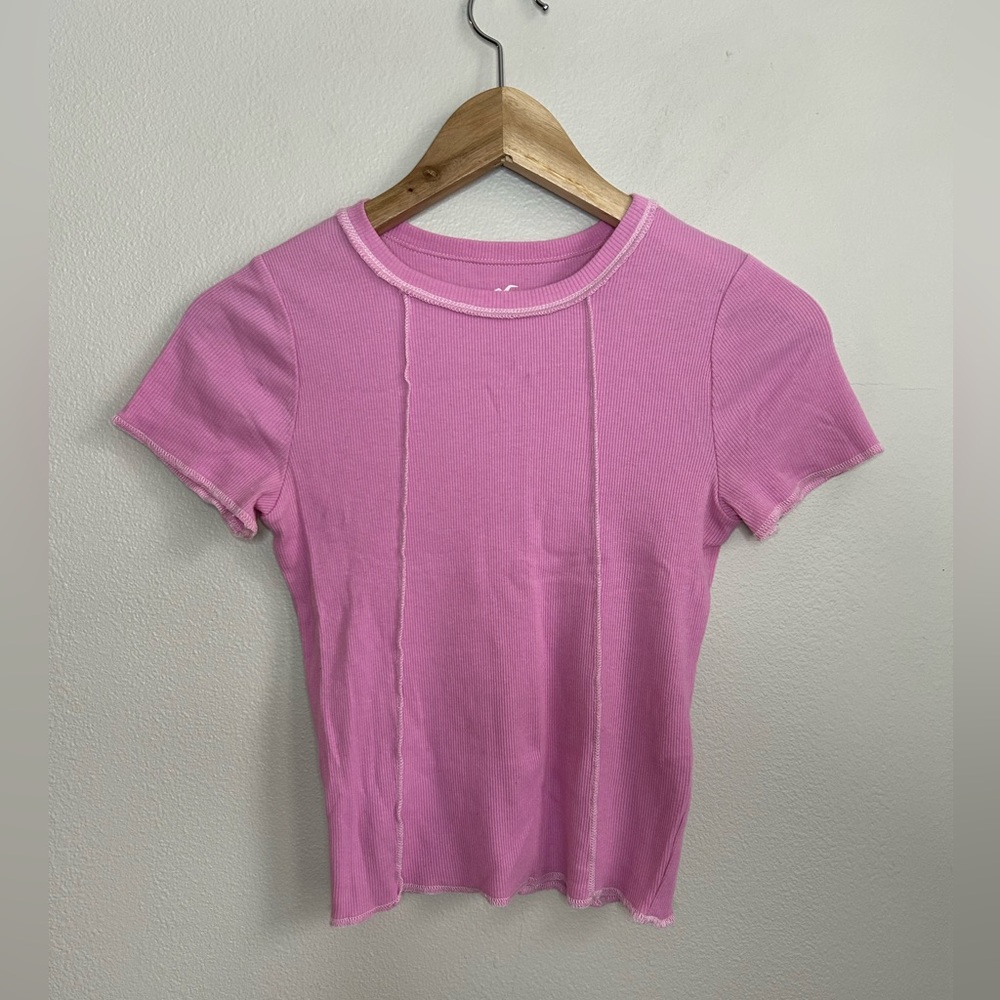 Hollister Must Have Collection Baby Tee Pink Ribbed Exposed Seams Size S